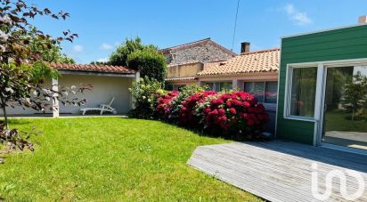 Traditional house 6 rooms of 171 m² in Les Sables-d'Olonne (85100)