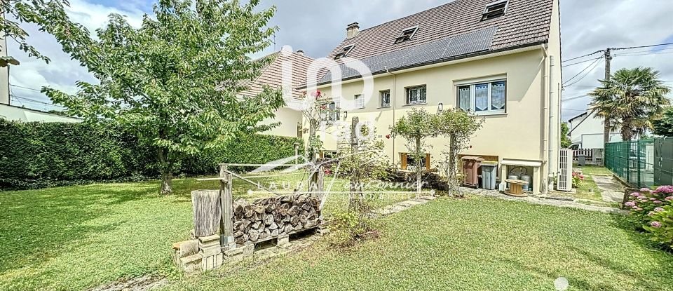 Maison traditionnelle 7 pièces de 136 m² à Villeparisis (77270)