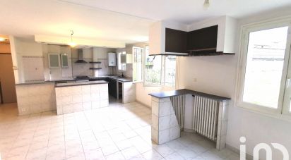 Apartment 3 rooms of 64 m² in Bagnères-de-Luchon (31110)