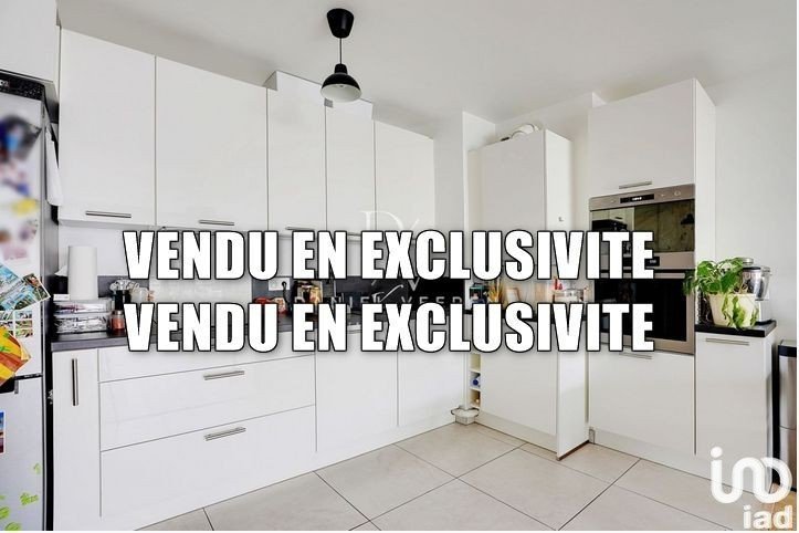 Apartment 3 rooms of 66 m² in Châtillon (92320)