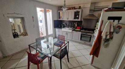 House 4 rooms of 153 m² in Les Mées (04190)