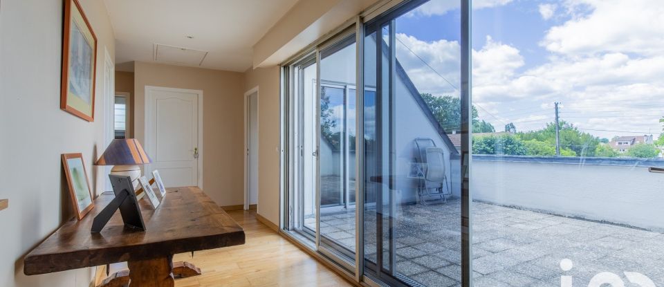 Maison 7 pièces de 171 m² à Sainte-Geneviève-des-Bois (91700)