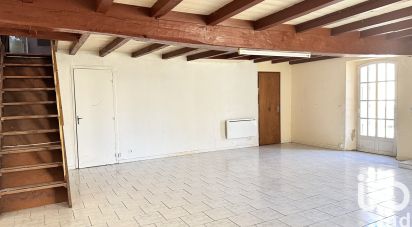 Maison de village 4 pièces de 132 m² à Ozillac (17500)