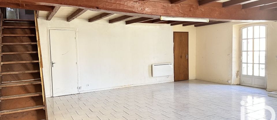 Maison de village 4 pièces de 132 m² à Ozillac (17500)