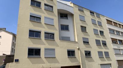 Appartement 1 pièce de 28 m² à Clermont-Ferrand (63000)