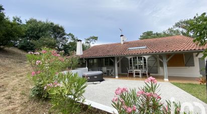 Traditional house 4 rooms of 90 m² in Capbreton (40130)