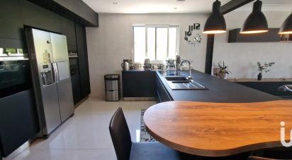 Maison 6 pièces de 158 m² à Mérignac (33700)