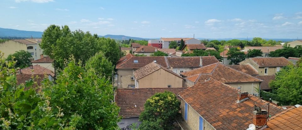 Apartment 4 rooms of 77 m² in Carpentras (84200)