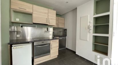Appartement 3 pièces de 48 m² à Saint-Quentin-Fallavier (38070)
