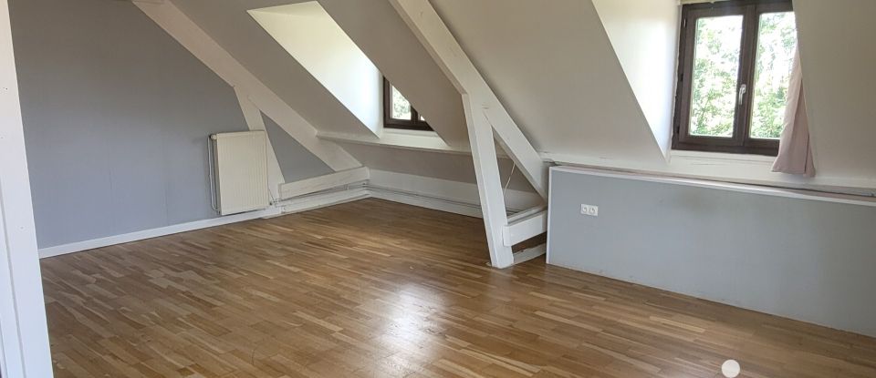 Maison 8 pièces de 189 m² à Saint-Romain-de-Colbosc (76430)