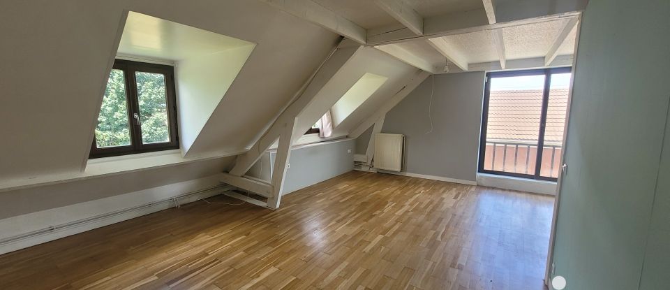 Maison 8 pièces de 189 m² à Saint-Romain-de-Colbosc (76430)