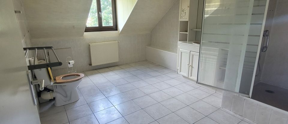 Maison 8 pièces de 189 m² à Saint-Romain-de-Colbosc (76430)