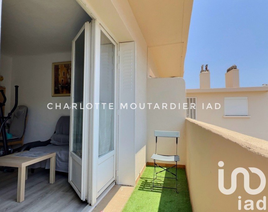 Appartement 3 pièces de 49 m² à Toulon (83000)