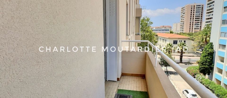 Apartment 3 rooms of 49 m² in Toulon (83000)