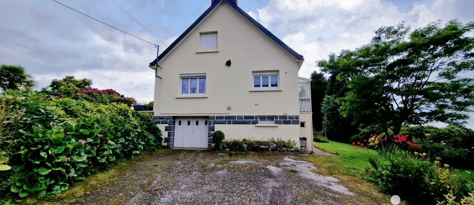 Maison traditionnelle 7 pièces de 139 m² à Gourin (56110)