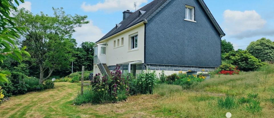 Maison traditionnelle 7 pièces de 139 m² à Gourin (56110)