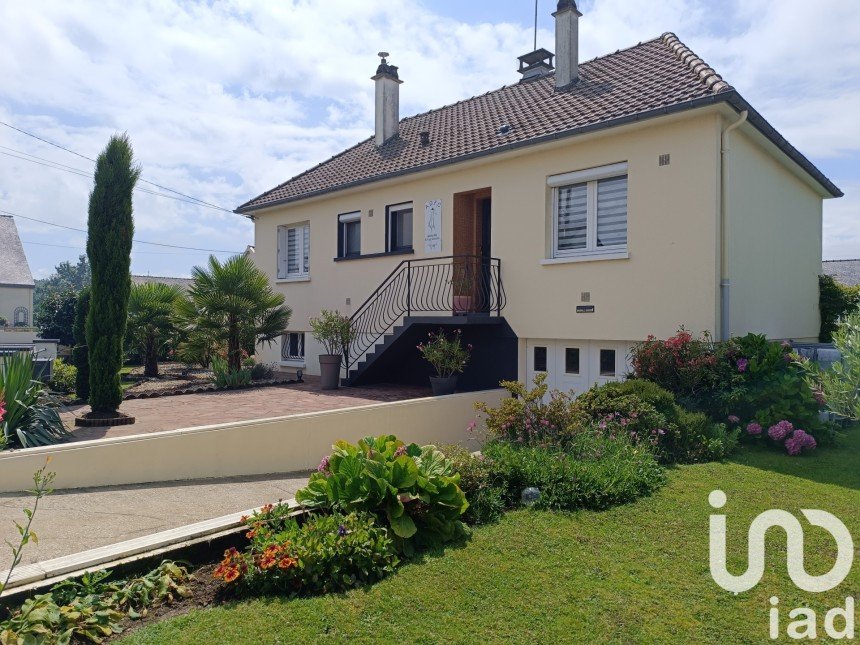 House 4 rooms of 67 m² in Juvigné (53380)