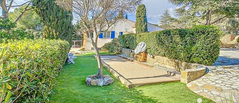 Maison traditionnelle 7 pièces de 155 m² à Sanary-sur-Mer (83110)