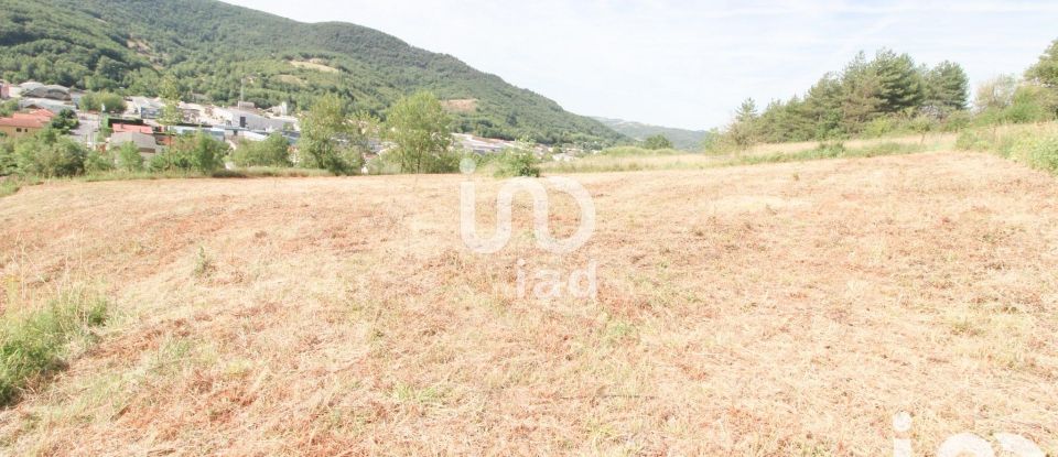 Land of 2,254 m² in Saint-Affrique (12400)