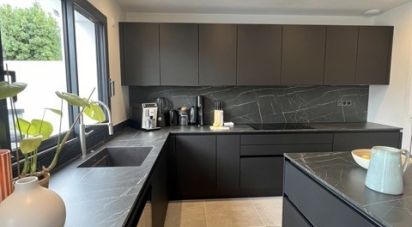 Maison 6 pièces de 140 m² à Mérignac (33700)