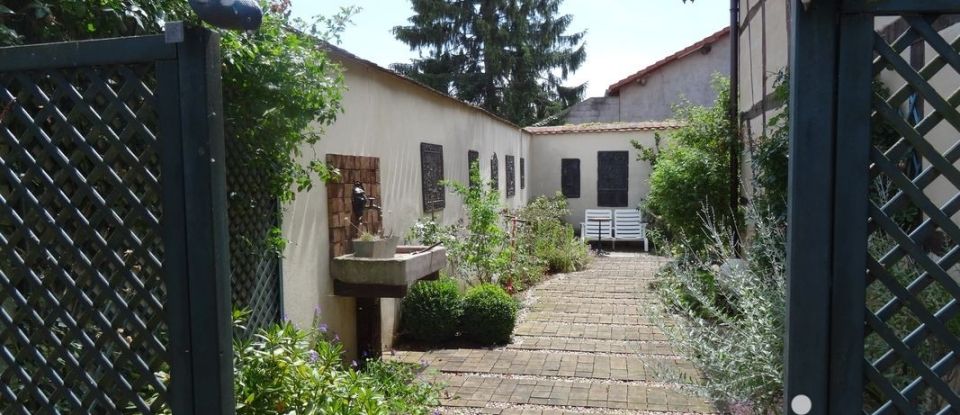 Traditional house 5 rooms of 186 m² in Loudrefing (57670)