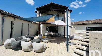 Architect house 7 rooms of 300 m² in Marcenais (33620)