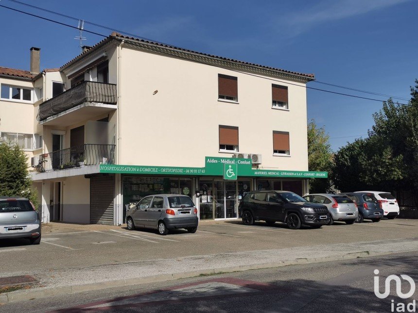 Local d'activités de 88 m² à Arles (13200)