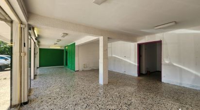 Local d'activités de 88 m² à Arles (13200)