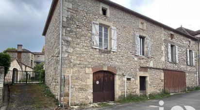 Maison de village 4 pièces de 130 m² à Grézels (46700)