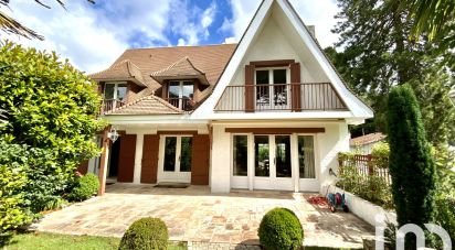 House 8 rooms of 183 m² in La Baule-Escoublac (44500)