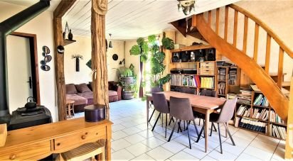 Maison 3 pièces de 90 m² à Savins (77650)