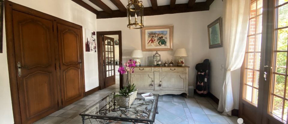 Traditional house 8 rooms of 278 m² in Villebret (03310)