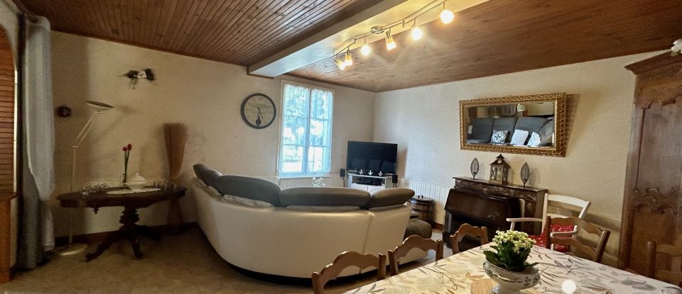 Maison 6 pièces de 136 m² à Allonnes (49650)