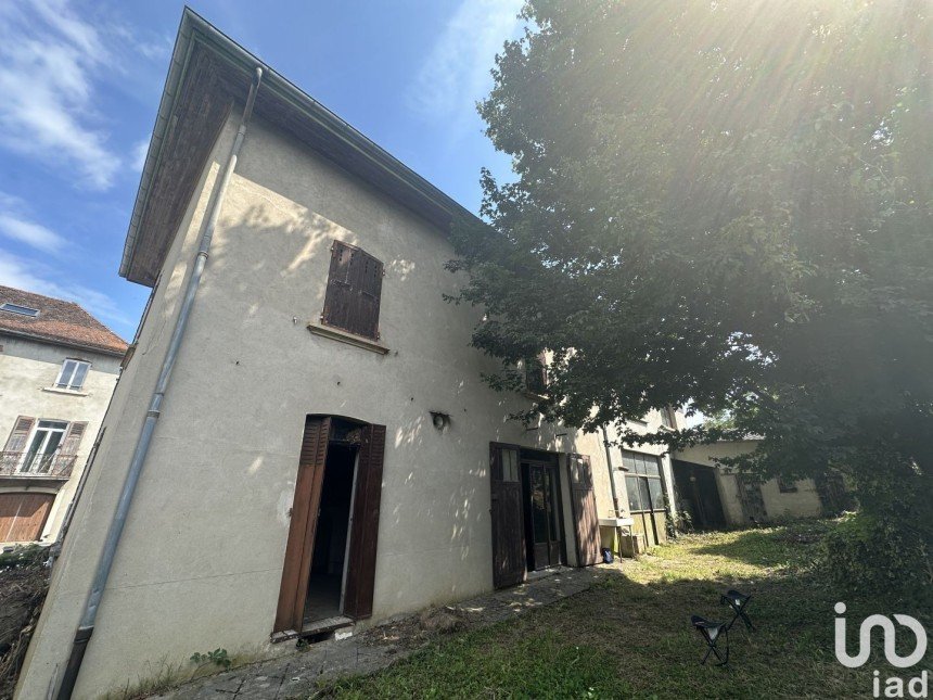 House 10 rooms of 144 m² in Le Pont-de-Beauvoisin (38480)