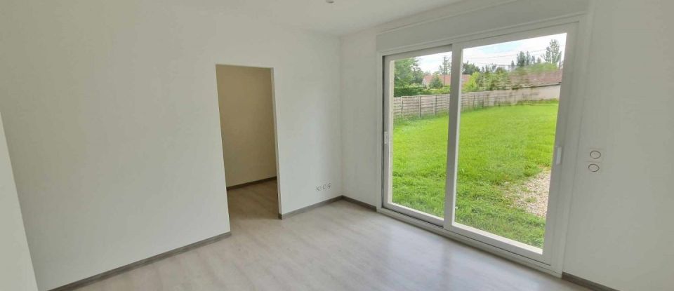 Maison 6 pièces de 115 m² à Nibelle (45340)