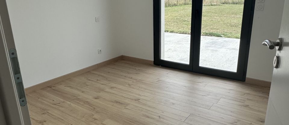 Maison 4 pièces de 95 m² à Longages (31410)