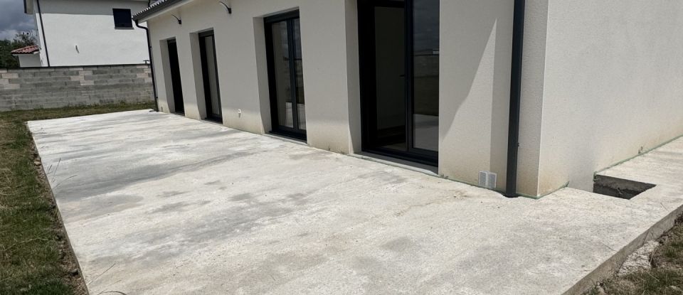 Maison 4 pièces de 95 m² à Longages (31410)