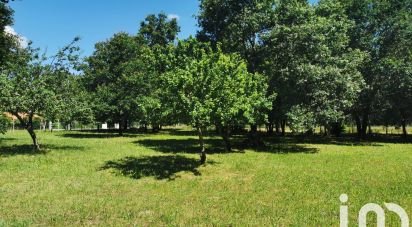 Terrain de 1 600 m² à Bussac-Forêt (17210)