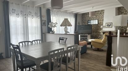 Maison traditionnelle 8 pièces de 143 m² à Locmariaquer (56740)