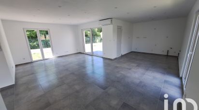 Maison traditionnelle 5 pièces de 93 m² à Piégros-la-Clastre (26400)