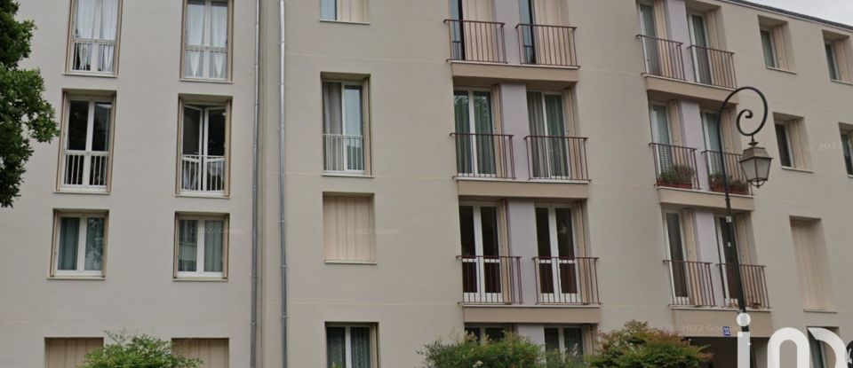 Apartment 4 rooms of 84 m² in Rambouillet (78120)