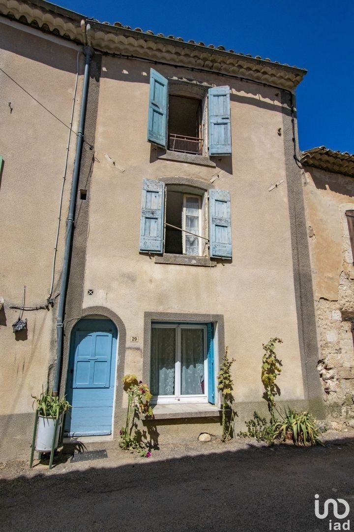 Maison 6 pièces de 109 m² à Puimoisson (04410)