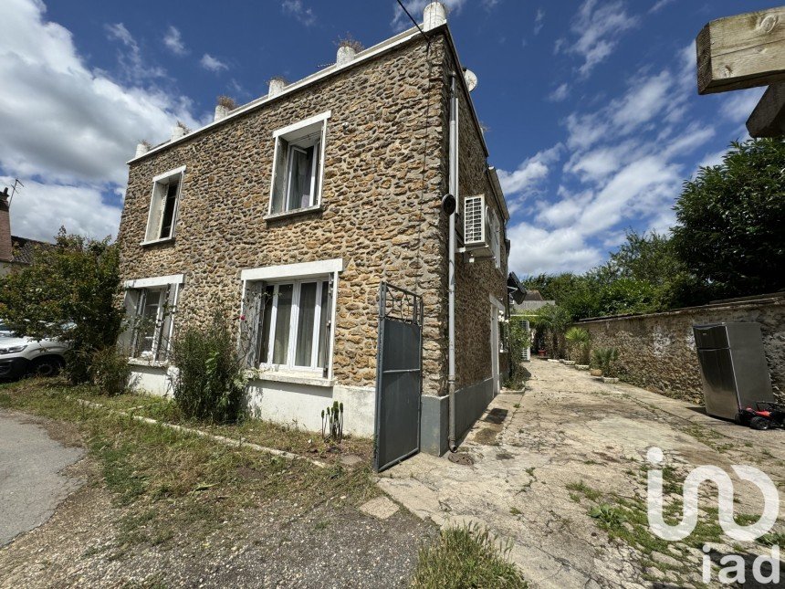 Maison 6 pièces de 158 m² à Beautheil (77120)