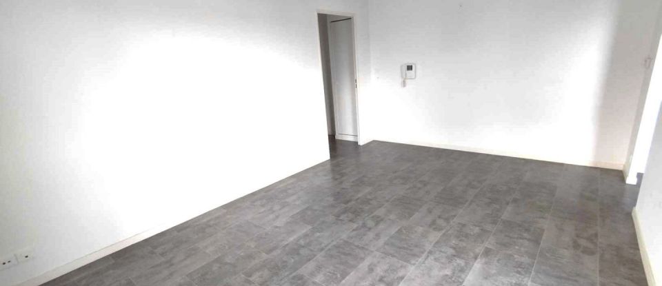 Appartement 2 pièces de 49 m² à Caen (14000)