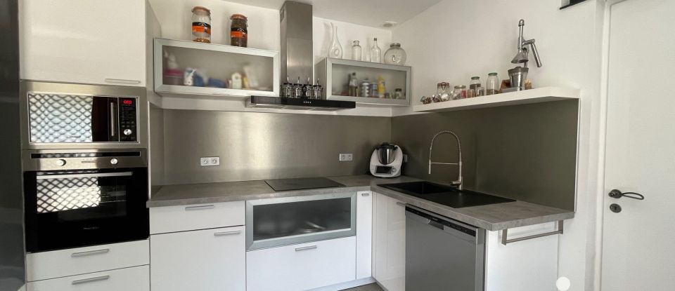 Maison 6 pièces de 100 m² à Morières-lès-Avignon (84310)