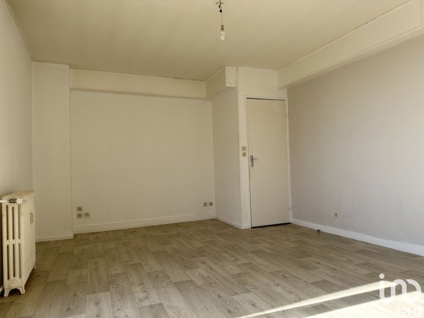 Appartement 2 pièces de 51 m² à Châteaudun (28200)