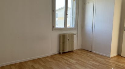 Appartement 2 pièces de 51 m² à Châteaudun (28200)