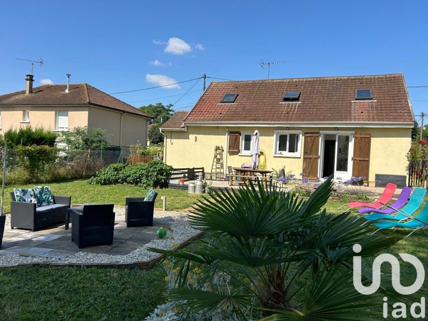 House 5 rooms of 86 m² in Angerville (91670)