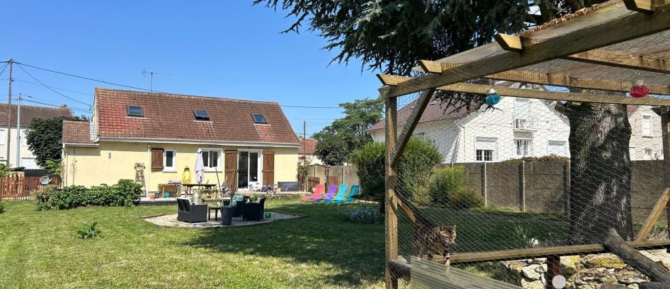 House 5 rooms of 86 m² in Angerville (91670)