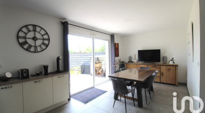 Pavilion 5 rooms of 126 m² in Arnage (72230)